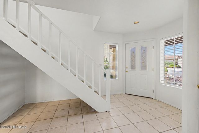 11525 N Eagle Peak Drive, Tucson, AZ 85737