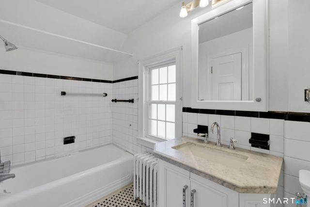 53 Alexander Street, Manchester, CT 06040