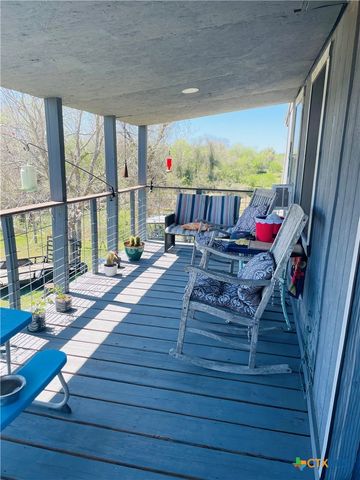 40 Cypress Valley Road, Cuero, TX 77954