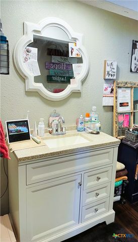 40 Cypress Valley Road, Cuero, TX 77954