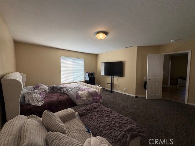 1514 W Holguin, Lancaster, CA 93534