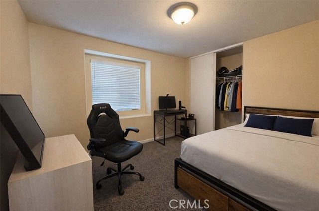 1514 W Holguin, Lancaster, CA 93534