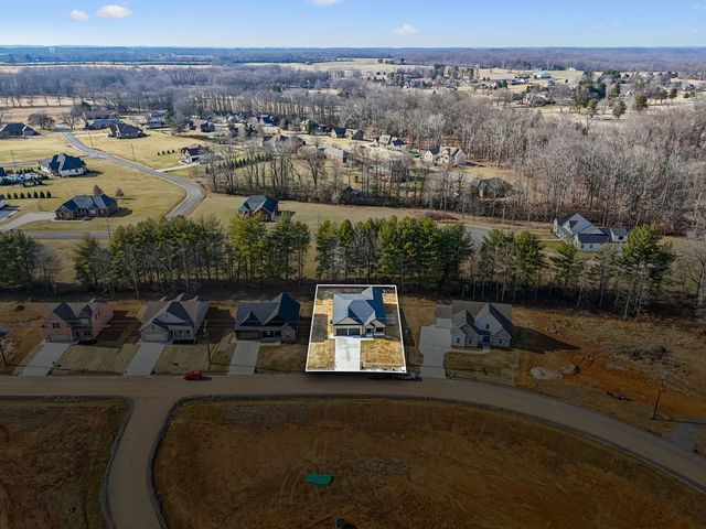 295 Estates Dr, Smithville, TN 37166