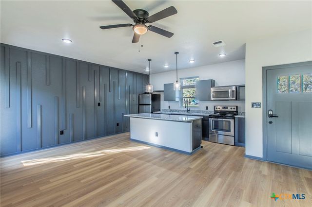 1008 York Avenue, Killeen, TX 76541