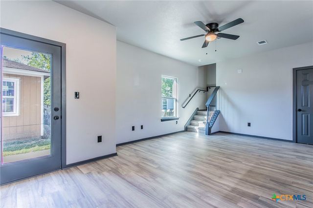 1008 York Avenue, Killeen, TX 76541