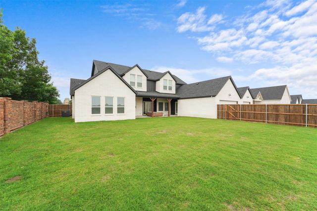 1002 Devonshire Drive N, Forney, TX 75126