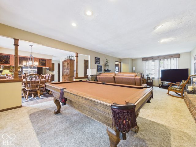 2106 Hillcrest Avenue, Anderson, IN 46011