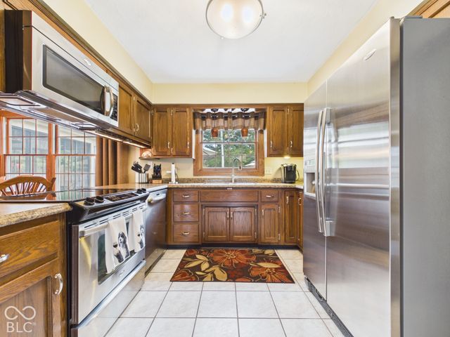 2106 Hillcrest Avenue, Anderson, IN 46011