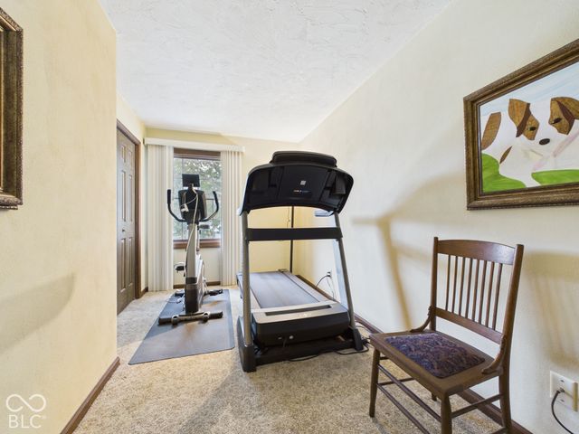 2106 Hillcrest Avenue, Anderson, IN 46011