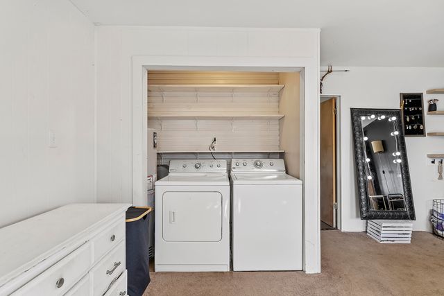 1328 W Elm Street, Springfield, MO 65806