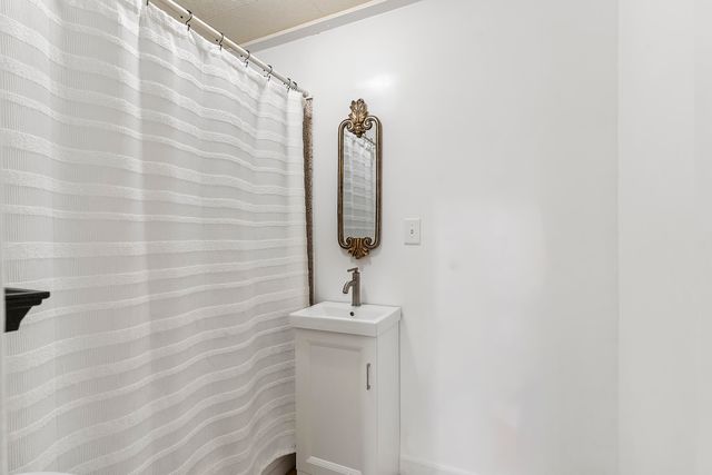 1328 W Elm Street, Springfield, MO 65806