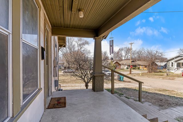 1328 W Elm Street, Springfield, MO 65806