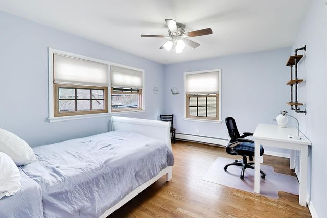 1107 S Hamlin Avenue, Park Ridge, IL 60068