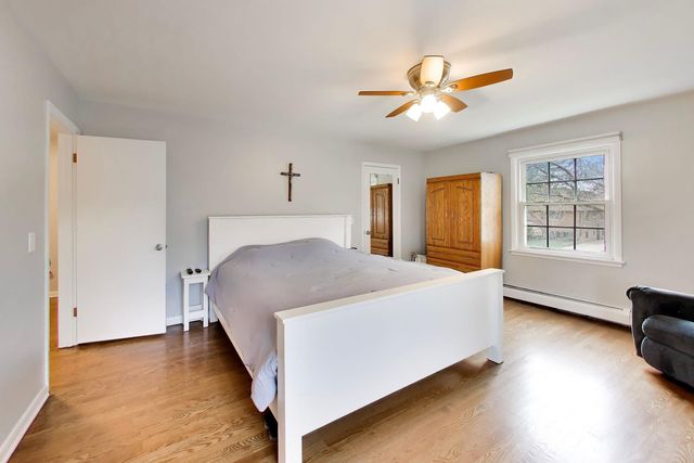 1107 S Hamlin Avenue, Park Ridge, IL 60068