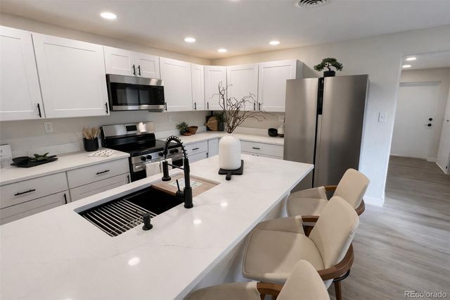 7785 Westview Drive, Lakewood, CO 80214