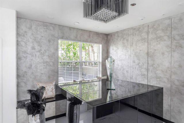 7130 102ND LANE, Seminole, FL 33772