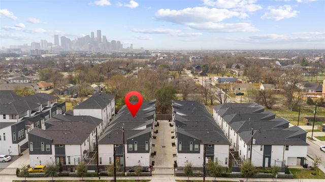 807 N Emile Street, Houston, TX 77020