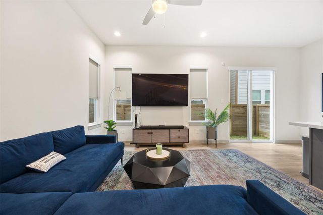 807 N Emile Street, Houston, TX 77020