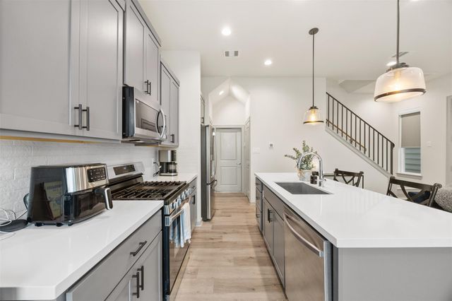 807 N Emile Street, Houston, TX 77020