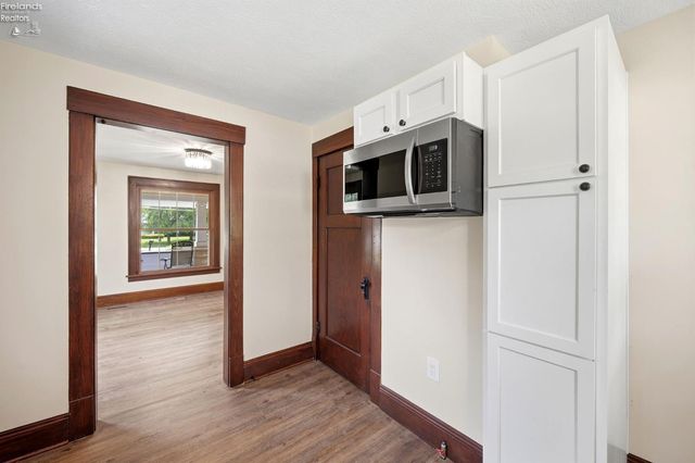298 Substation Road, Brunswick, OH 44212