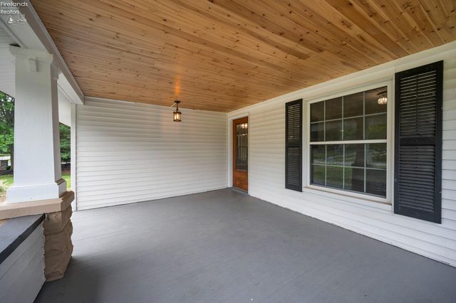 298 Substation Road, Brunswick, OH 44212