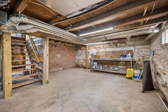 298 Substation Road, Brunswick, OH 44212