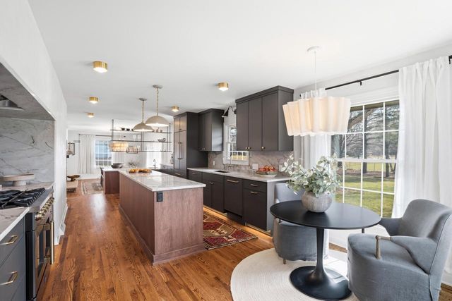 15305 Gebhardt ROAD, Elm Grove, WI 53122