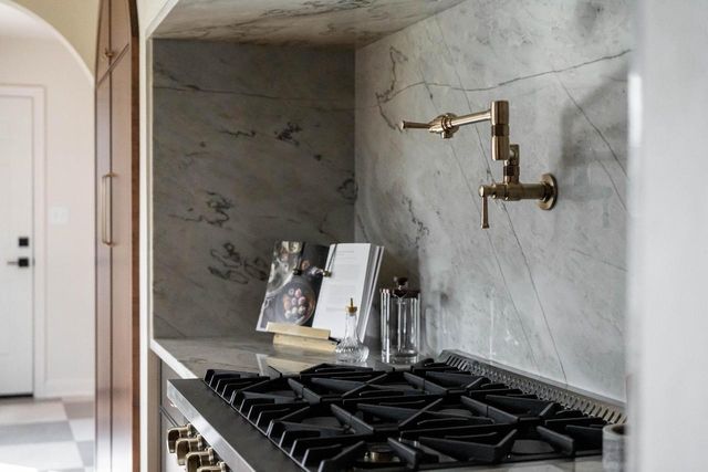 15305 Gebhardt ROAD, Elm Grove, WI 53122