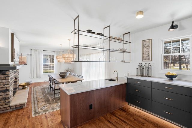 15305 Gebhardt ROAD, Elm Grove, WI 53122