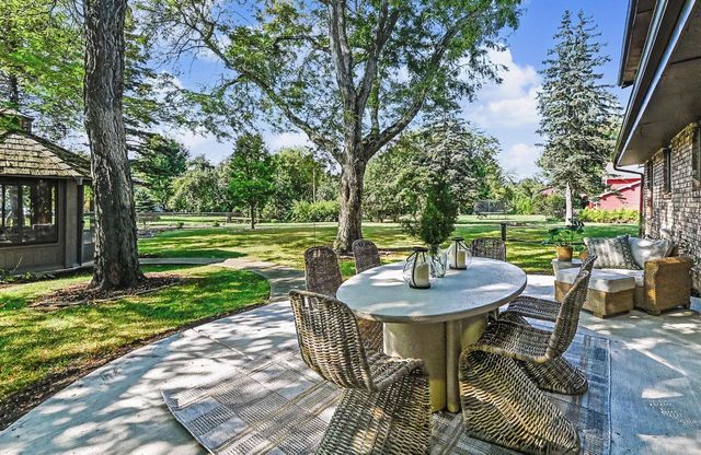 15305 Gebhardt ROAD, Elm Grove, WI 53122