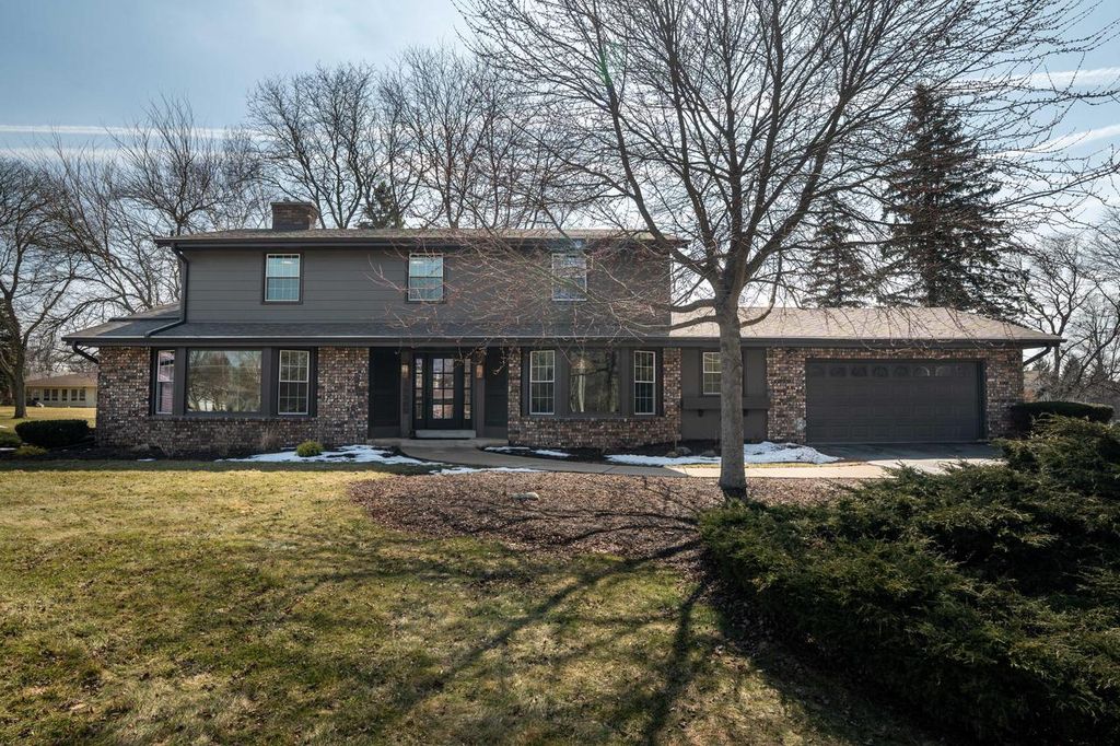 15305 Gebhardt ROAD, Elm Grove, WI 53122
