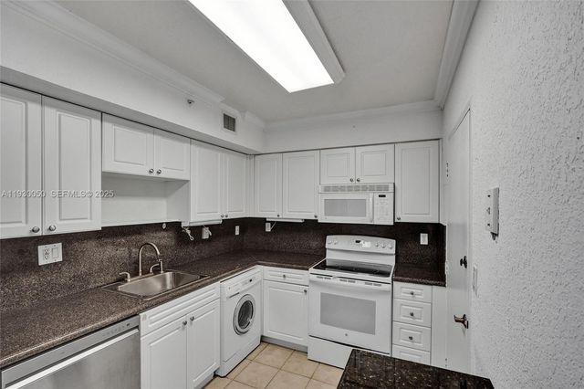 2501 S Ocean Dr 636, Hollywood, FL 33019