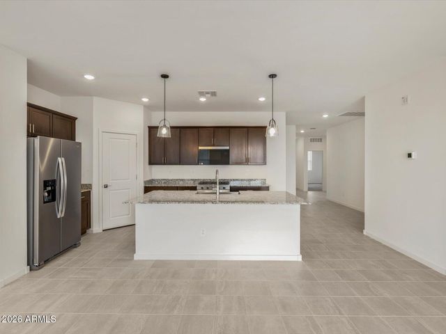 33105 N NOIR Drive, San Tan Valley, AZ 85143