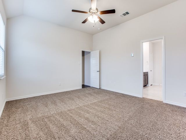 123 Lakeview Circle, Pilot Point, TX 76258