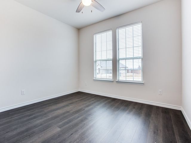 123 Lakeview Circle, Pilot Point, TX 76258