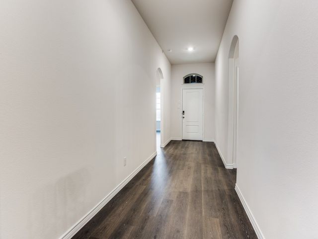 123 Lakeview Circle, Pilot Point, TX 76258