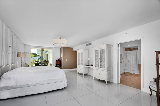 9400 W Bay Harbor Dr 101, Bay Harbor Islands, FL 33154