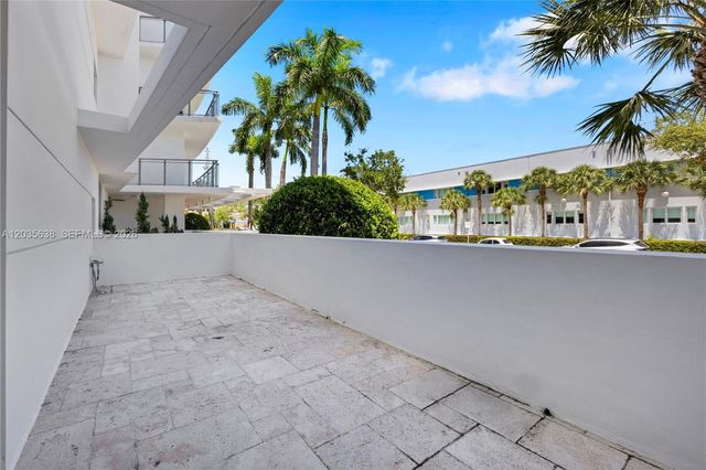 9400 W Bay Harbor Dr 101, Bay Harbor Islands, FL 33154