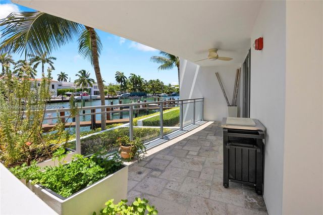 9400 W Bay Harbor Dr 101, Bay Harbor Islands, FL 33154