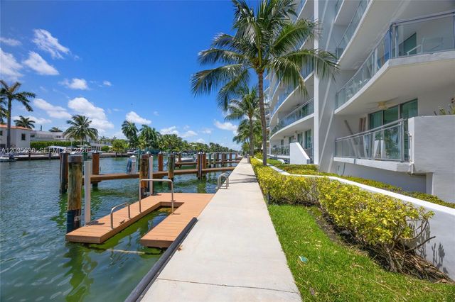 9400 W Bay Harbor Dr 101, Bay Harbor Islands, FL 33154