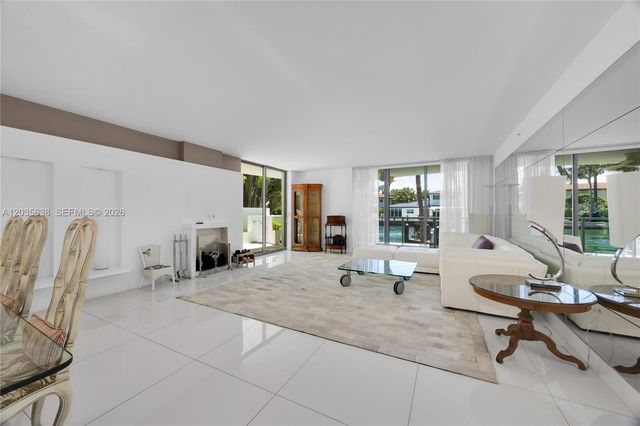 9400 W Bay Harbor Dr 101, Bay Harbor Islands, FL 33154