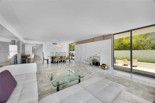 9400 W Bay Harbor Dr 101, Bay Harbor Islands, FL 33154