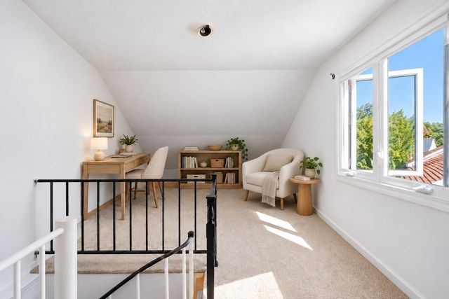 210 Centre St 14, Quincy, MA 02169