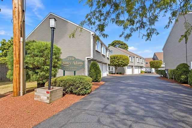 210 Centre St 14, Quincy, MA 02169
