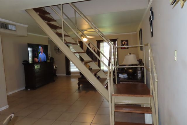 313 N Arkansas Street, Springhill, LA 71075