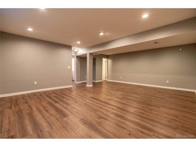 895 S Garrison St, Denver, CO 80226