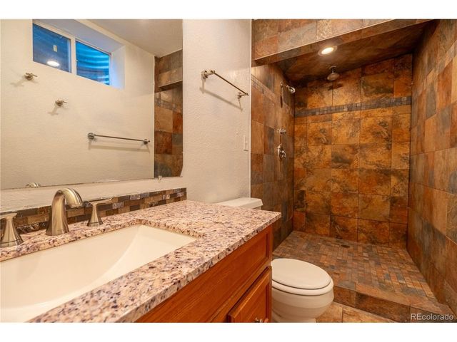 895 S Garrison St, Denver, CO 80226