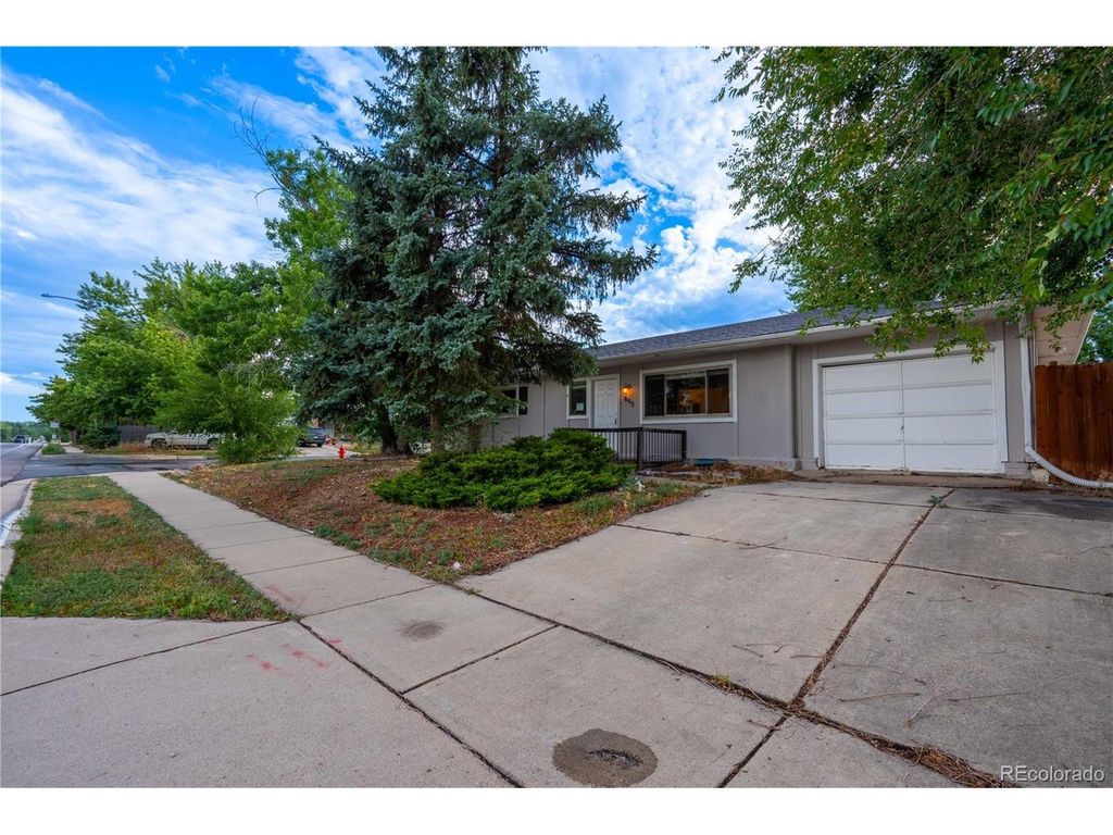 895 S Garrison St, Denver, CO 80226