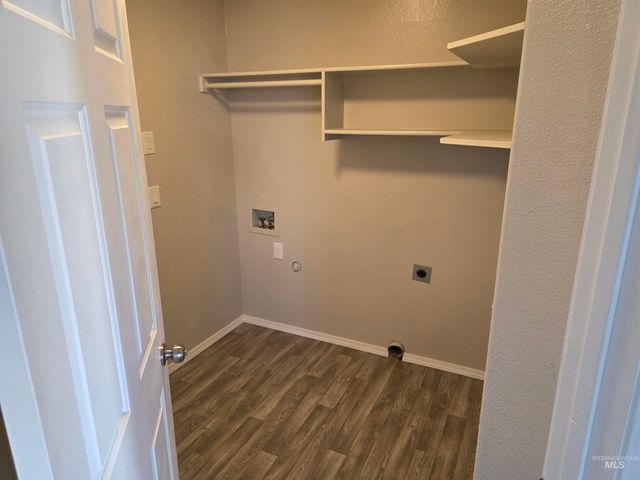 517 Pennsylvania Ct, Nampa, ID 83686