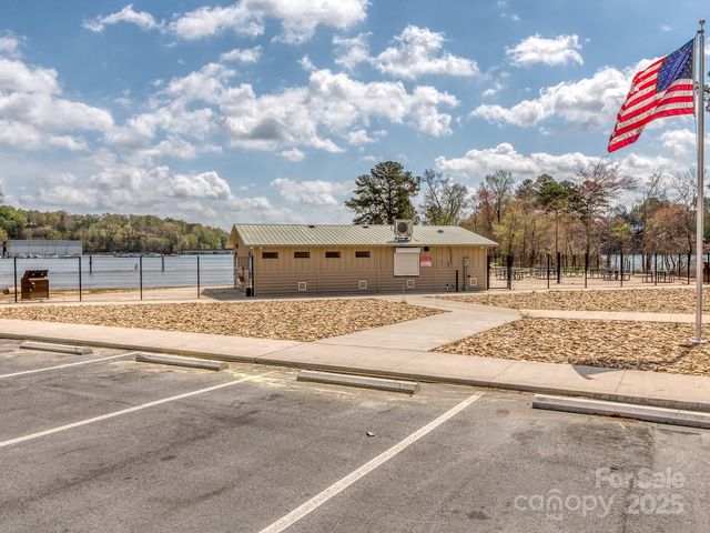 109 Joe Teague Road, Hickory, NC 28601